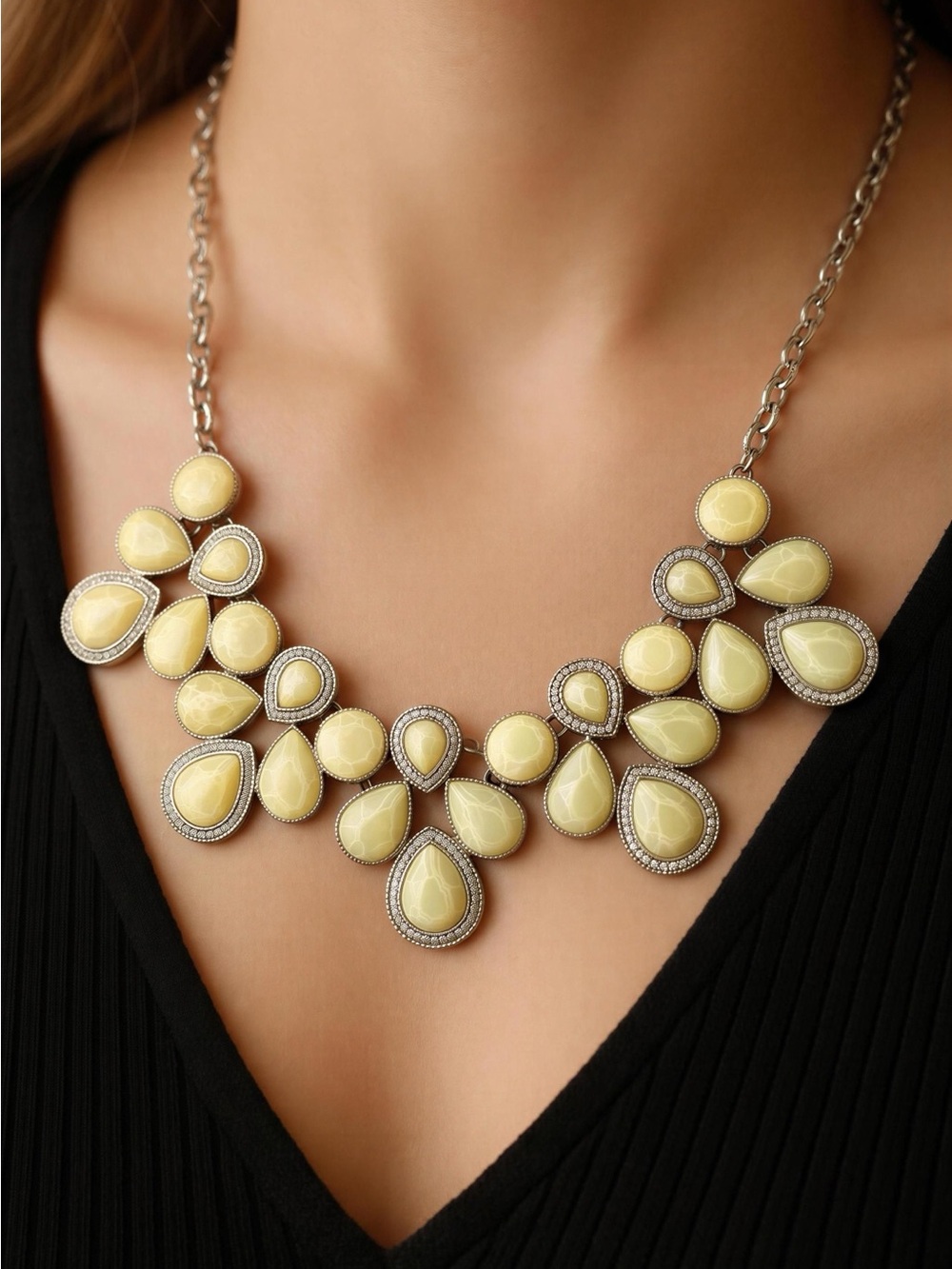Fashion Jewelry Pale Yellow Teardrop Statement Necklace